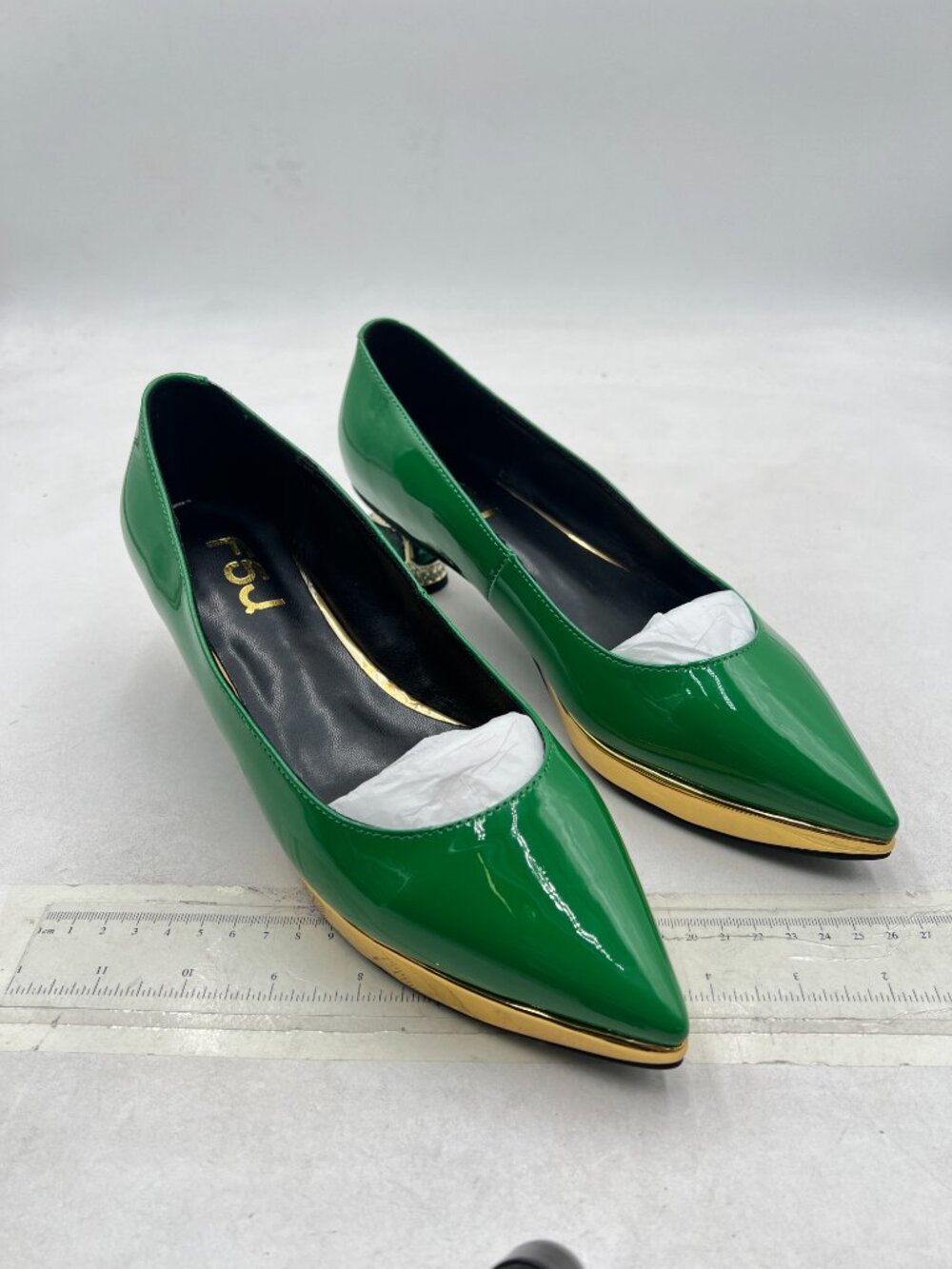 FSJ Emerald Green Bridal Pointed Toe Gold Trim Block Low Heel Crystal Pumps - Picture 4 of 8